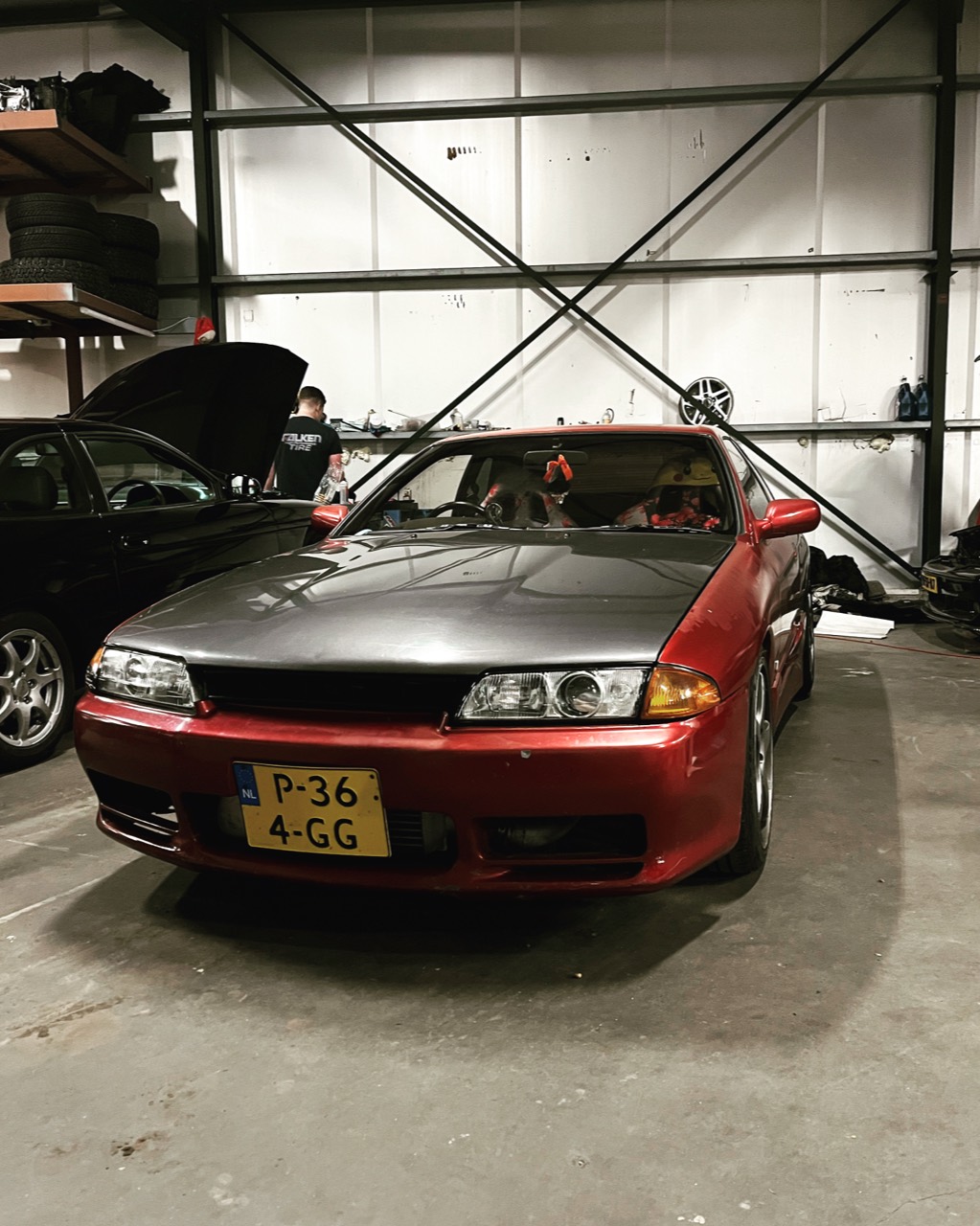 Front of the Nissan Skyline R32